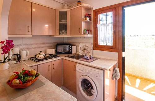 Guardamar del Segura Apartment | Cozy Vacation Apartment with Large Secluded Roof Terrace