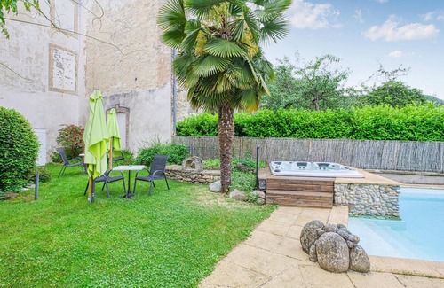 Saint-Jean-du-Bruel Apartment | Inviting Vacation Home with Pool and Panoramic Lake Views