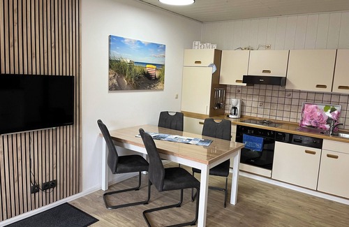Borkum Apartment | Welcoming Apartment Steps from South Beach, Pet-Friendly