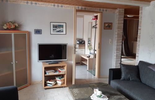 Witzwort Apartment | Comfortable 2-Bedroom Apartment with Pool & Ocean View