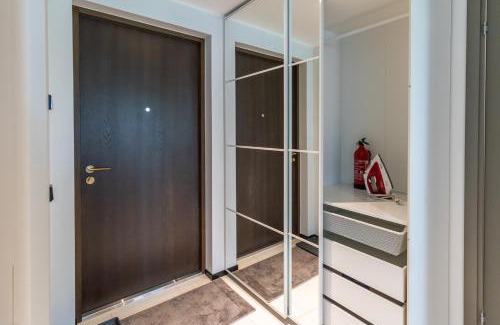 Kadriorg Apartment | Charming Apartment with Oceanfront Views by the Baltic Sea
