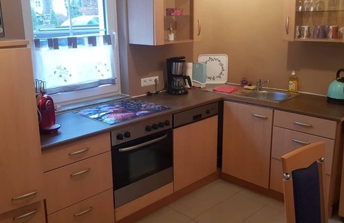 Nuttlar Apartment | Inviting Apartment with Pool, Spa & High Guest Ratings
