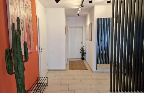 Cloppenburg Apartment | Guest Rated: 9.6 - Central Suite with Kitchen & Balcony
