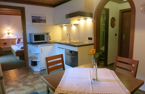Lanersbach Apartment | Charming Apartment for 2-4 with Breakfast & Family Amenities
