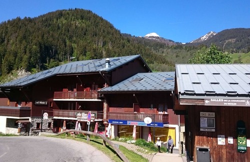 Areches Apartment | Cozy Apartment in Arêches-Beaufort – Ideal for Families