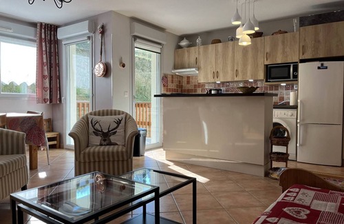 Villard-de-Lans Apartment | Cozy Villard-de-Lans Apartment for 4 with Spa & Kitchen
