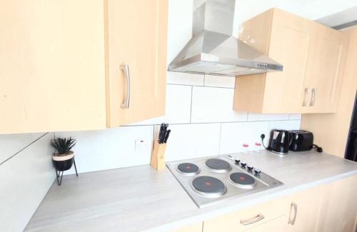 Blyth Apartment | Charming Ocean View Apartment with Private Beach Access