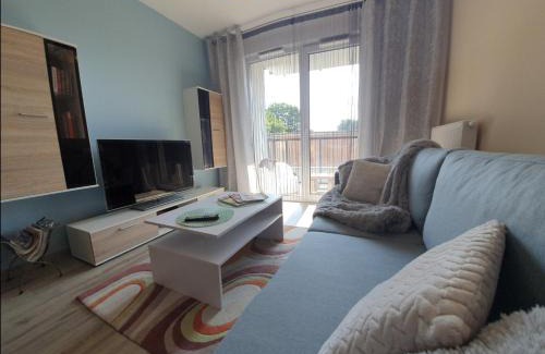 Chylonia Apartment | Inviting Gdynia Apartment - Family Friendly & Guest Rated 9.4