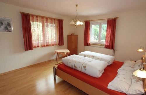 Ausservillgraten Apartment | Inviting Atmosphere with Wooden Decor - Rated 9.5/10