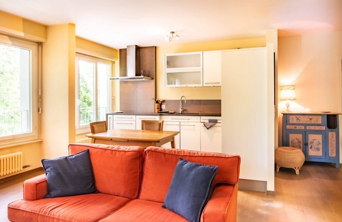 Pully Apartment | Family-Friendly Apartment in Pully with Kitchen Access