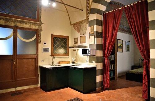 Santo Spirito Apartment | Inviting Apartment in Private Museum, Oltrarno - 10/10 Rated