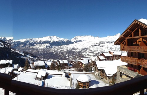Vallandry Apartment | Inviting Apartment with Pool Access in Paradiski Vallandry
