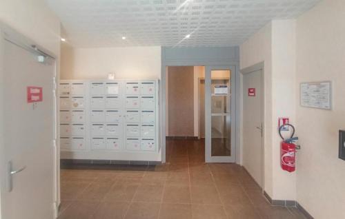 Bray-Dunes Apartment | Cozy Apartment In Bray-Dunes With Wifi