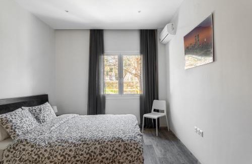 Thessaloniki Apartment | Convenient Apartment in City Center with Family Amenities