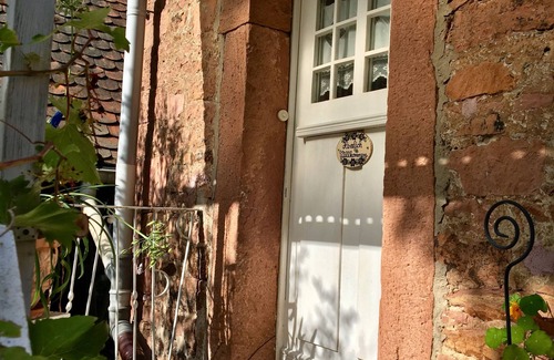 Heinrichsthal Apartment | Charming Apartment with Ocean View in Main-Spessart