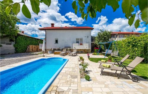 Sarsoni Apartment | Family-Friendly 2 Bedroom Apartment in Drazice with Pool
