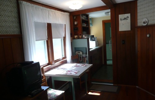 Eastham Apartment | Inviting Eastham Apartment with Pool, Spa & Breakfast