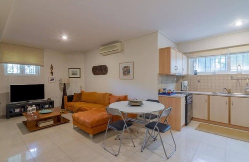 Kifisia Apartment | Inviting Nea Erythraia Apartment with Courtyard Retreat