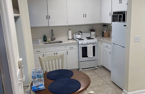 Historic Hyde Park North Apartment | Inviting Apartment in Historic Hyde Park, South Tampa