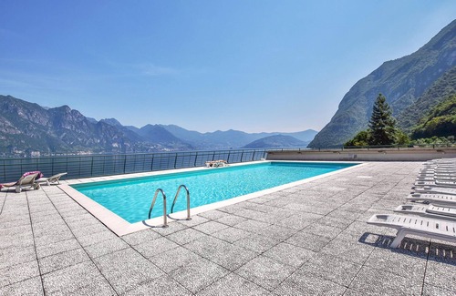 Riva di Solto Apartment | Modern 2-Bedroom Retreat in Riva di Solto with Lake View