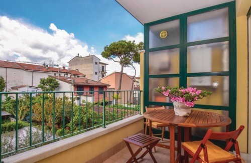 Viareggio Apartment | Perfect Oceanfront Apartment in Viareggio with Spa Access