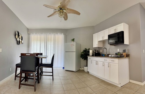 North Port Apartment | Cozy Apartment in North Port for travelers or to work.