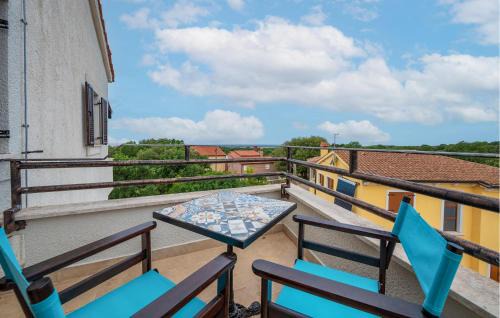 Barbariga Apartment | Relaxing Apartment in Peroj with Pool and Kitchen Access