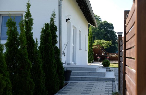 Breitenberg Apartment | Idyllic Apartment in Bavarian Forest with Pool & Breakfast