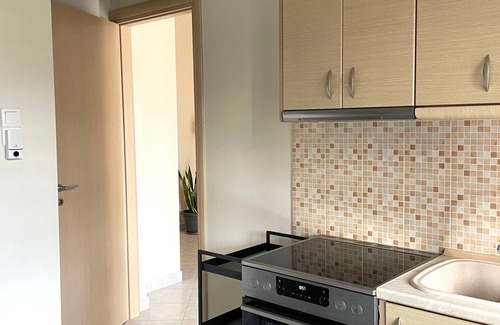 Kiato Apartment | Charming Apartment in the Heart of Kiato for Families