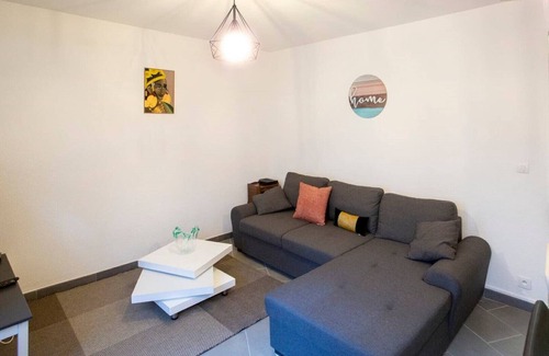 Centre Ville Other | Comfortable Apartment for 6 in Central Pau with Kitchen