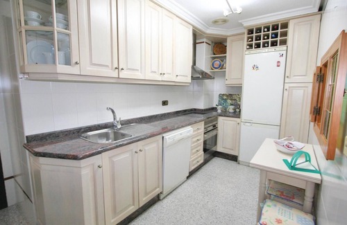 Torrevieja Apartment | Ideal 3-Bedroom Retreat with Ocean Views in Torrevieja