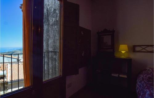 Tusa Apartment | Charming Tusa Apartment with Kitchen for Family Stays