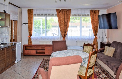 Ustka Apartment | Cozy 1 Bedroom Retreat with Oceanfront Views in Ustka