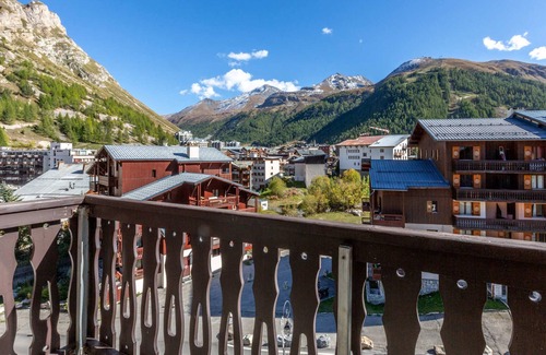 Val-d'Isere Apartment | Cozy Apartment Val-d'Isère: Ideal for Families & Pets