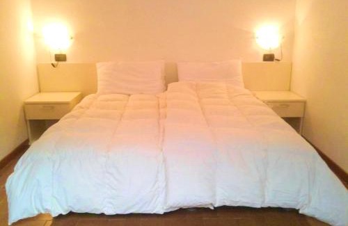 Prabione Apartment | Cozy One Bedroom Apartment with Balcony Near Prabione Beach