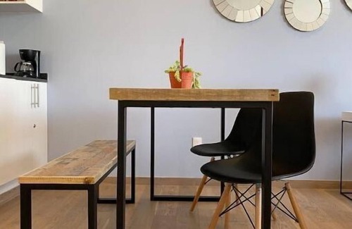 Granada Apartment | Inviting Apartment in Polanco with Pool and Gym Access