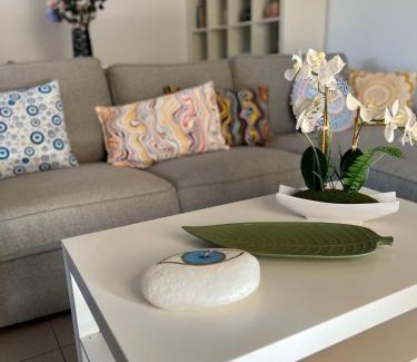 Moschato-Tavros Apartment | Charming Apartment Steps from Acropolis - Pet Friendly Stay