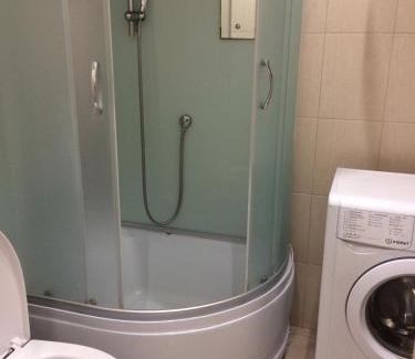 Svyatoshyns'kyi District Apartment | Charming Apartment Near Kyiv Airport, Rated 9/10 by Guests