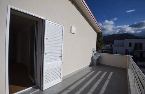 Villa Grazia di Carini Apartment | Inviting New-Construction Apartment in a Tranquil Setting