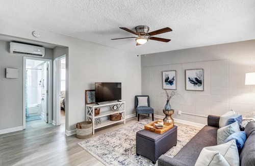 Oak Haven Apartment | Pet-Friendly Apartment on Peaceful Shaded Street