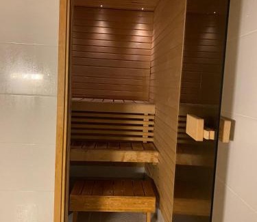 Espoo Centre Apartment | Cozy Apartment & Sauna & Patio & kitchenette
