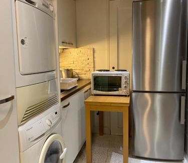 Espoo Centre Apartment | Cozy Apartment & Sauna & Patio & kitchenette