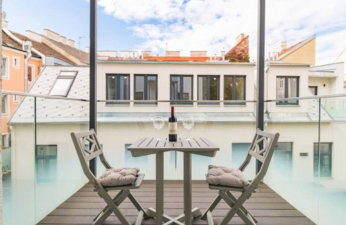 Margareten Apartment | Inviting Siebenbrunn Apartment with Family-Friendly Amenities