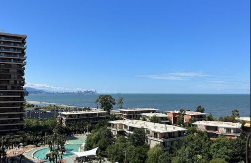 Chakvi Apartment | Cozy Oceanfront Apartment with Scenic Views and Amenities