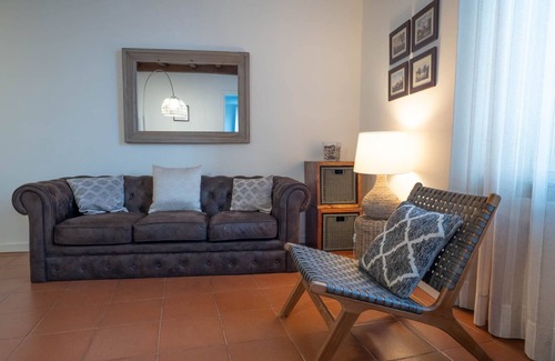 Citta Alta Apartment | Inviting Apartment in Prime Location with Family Amenities