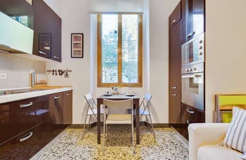 Dorsoduro Apartment | Charming Apartment with Garden in Dorsoduro for Families
