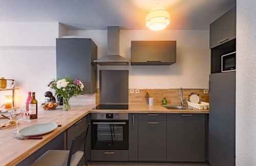Lorient Apartment | Inviting Apartment with Balcony and Convenient Parking