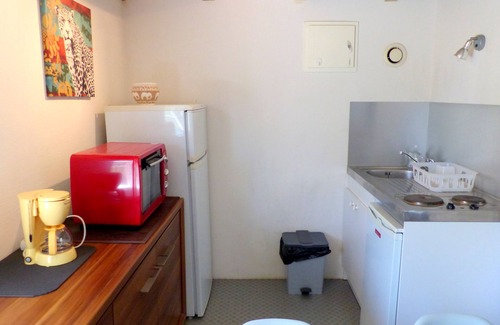 Domsure Apartment | Inviting Apartment with Terrace & Family-Friendly Amenities