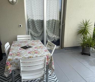 Minusio Apartment | Cozy apartment with terrace