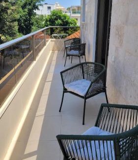 Netanya Apartment | Cozy Apartment with Terrace Near Beach & City Netanya